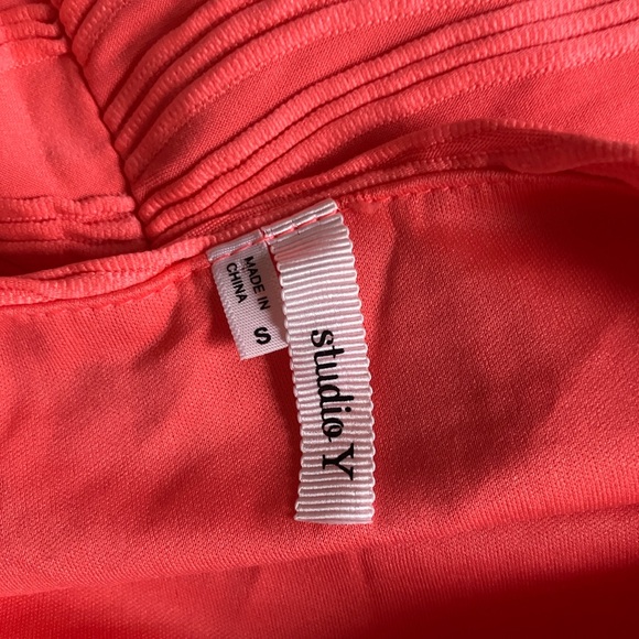 Studio Y Top - Picture 5 of 5